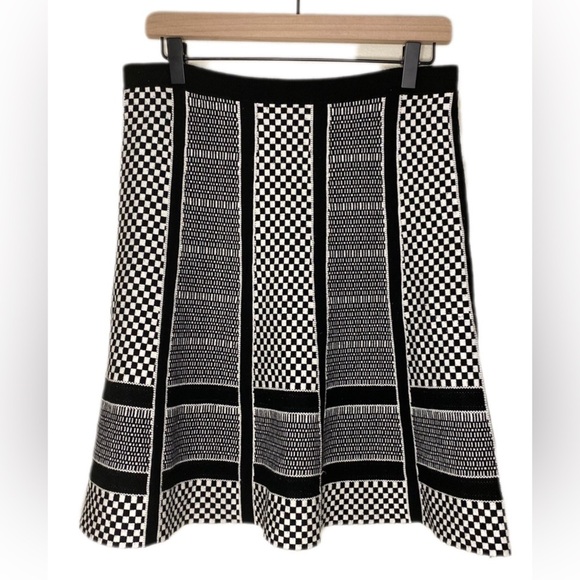 Petite Black & White Checkered Knit Sweater Skirt • Size PL Petite - Picture 1 of 8